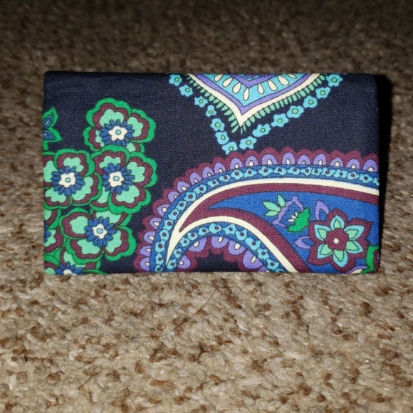 Vera bradley credit card slit. - Picture 2 of 5